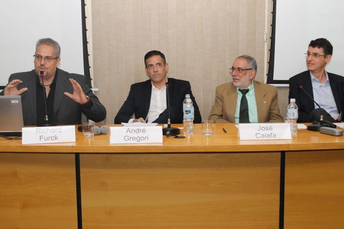 1 - mesa de palestrantes-2