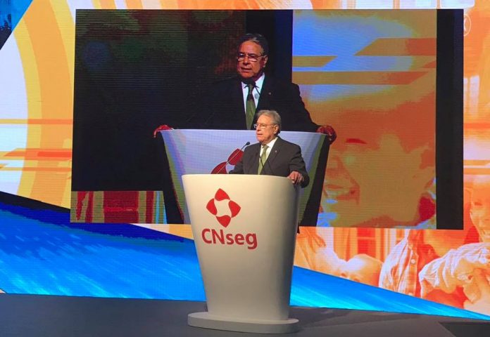 21761379_10212220684207231_4590189770407961362_n