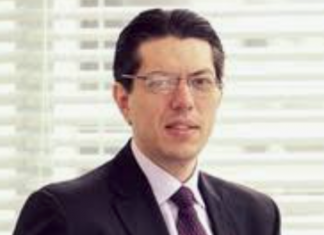Swiss Re Corporate Solutions México nomeia Newton Queiroz como CEO