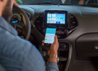 App da Youse no carro Ford