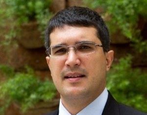 Luis Barreto deixa OCS para seguir carreira solo