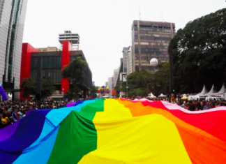 Zurich é a seguradora da 23ª Parada do Orgulho LGBT de SP Parada Gay Zurich