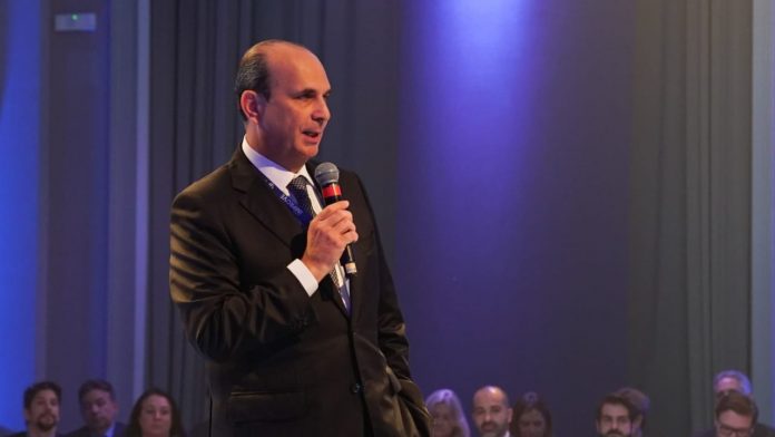 Edson Franco improve zurich