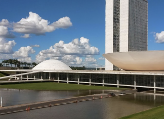 Aprovada na CCJ livre escolha de oficina por clientes de seguradoras