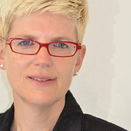 Claudia-Dill-CEO-de-Seguros-Gerais-para-América-Latina-de-Zurich-1
