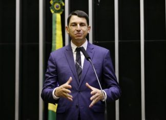 Projeto obriga estacionamentos comerciais a contratarem seguros agencia camara