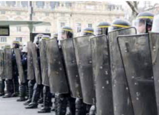 AGCS alerta clientes sobre aumento do risco de distúrbios políticos riscos politicos