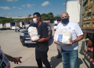 Executivos de seguros de MG doam alimentos para Central Única das Favelas
