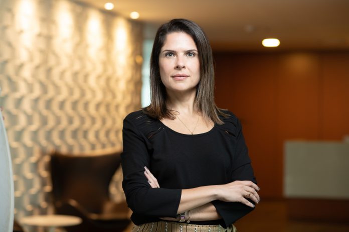 Karine Barros, diretora executiva de Neg. Corp. e SaÃºde da Allianz Seguros_cred. TÃºlio Vidal (8)