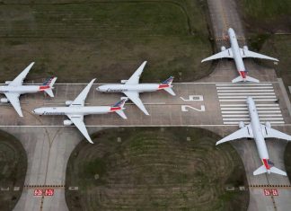 Seguradoras enfrentam ação sobre os aviões retidos pela Rússia