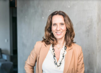 Corretora de seguros Howden Harmonia nomeia Claudia Machado como VP de Benefícios corretora howden