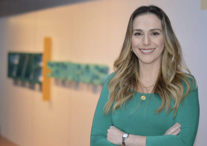 thais ferreira ezze seguros thais ferreira ezze seguros