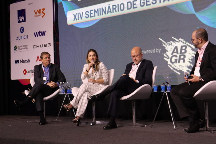 Juliana Amaral Fator Seguradora