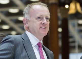 Lloyd’s registra £5,9 bilhões em lucro de subscrição em 2023