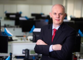 Akad passa a emitir apólices de seguros pelo Whatsapp