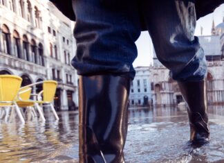 Estudo da Zurich propõe roteiro para governos, seguradoras e comunidades enfrentarem catástrofes climáticas estudo zurich mudancas climaticas