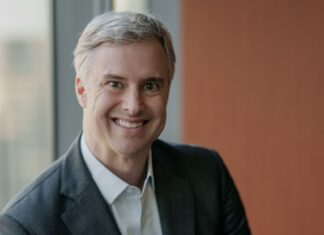 AXA no Brasil e Forza Seguros firmam parceria para elevar a proteção aos profissionais de saúde no Brasil