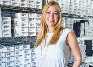 Pitzi lança plataforma digital para capacitar 10 mil vendedores de varejistas e fabricantes de celulares