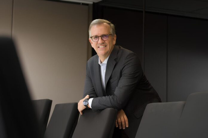 thomaz menezes acrisure thomaz menezes acrisure