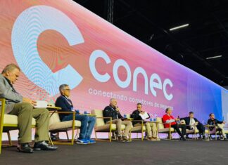 Corretores estão no centro da transformação digital do seguro, afirmam CEOs em debate