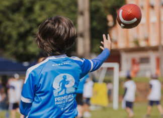 Zurich reforça apoio ao flag football com projeto social para crianças e adolescentes em Campinas